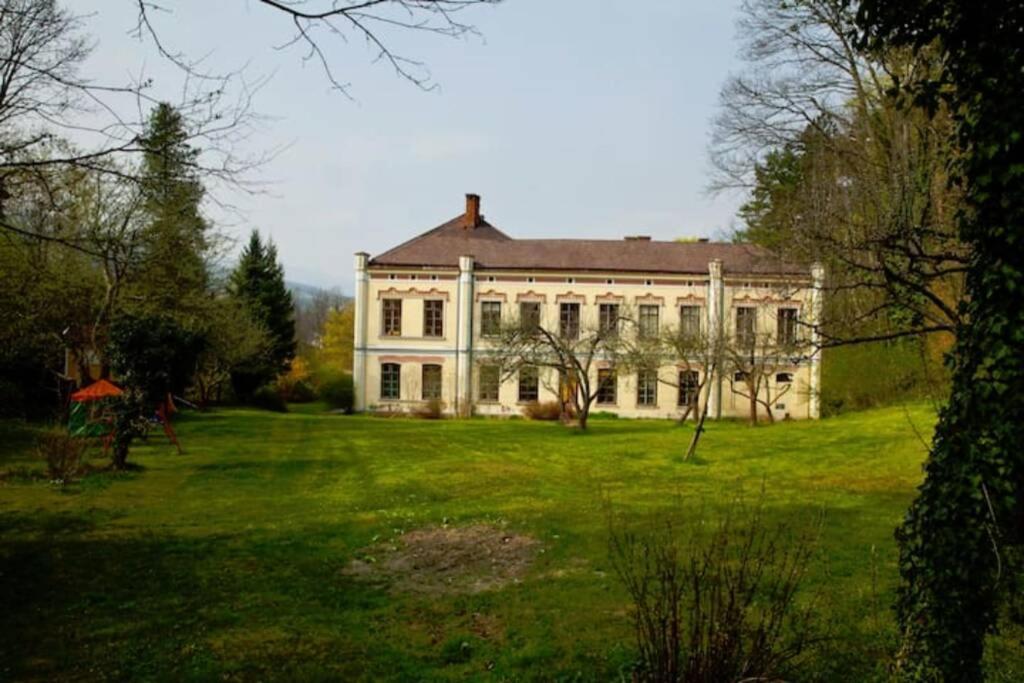 Sisi-Schloss Rudolfsvilla - Apt. Nene Und Die Abenteuerlichen Schwestern Reichenau Εξωτερικό φωτογραφία